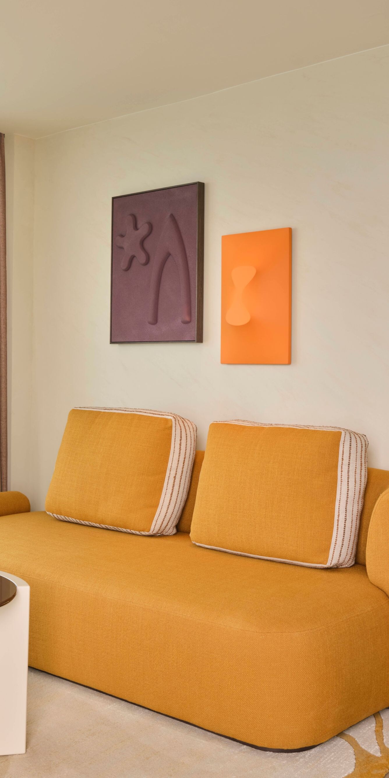W Suite - Living Room