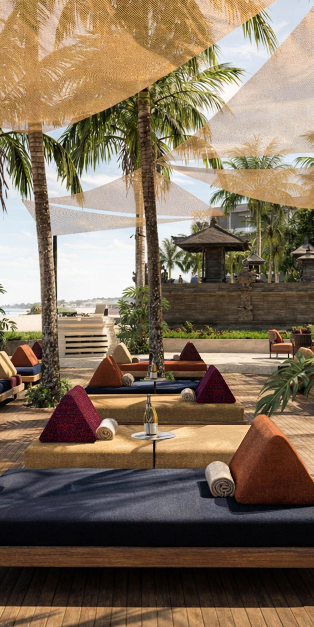 Alunê Signature Daybed facing Seminyak Beach