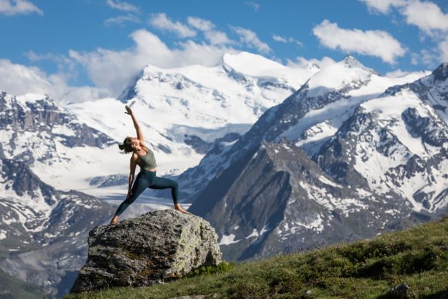 Yoga im Berg