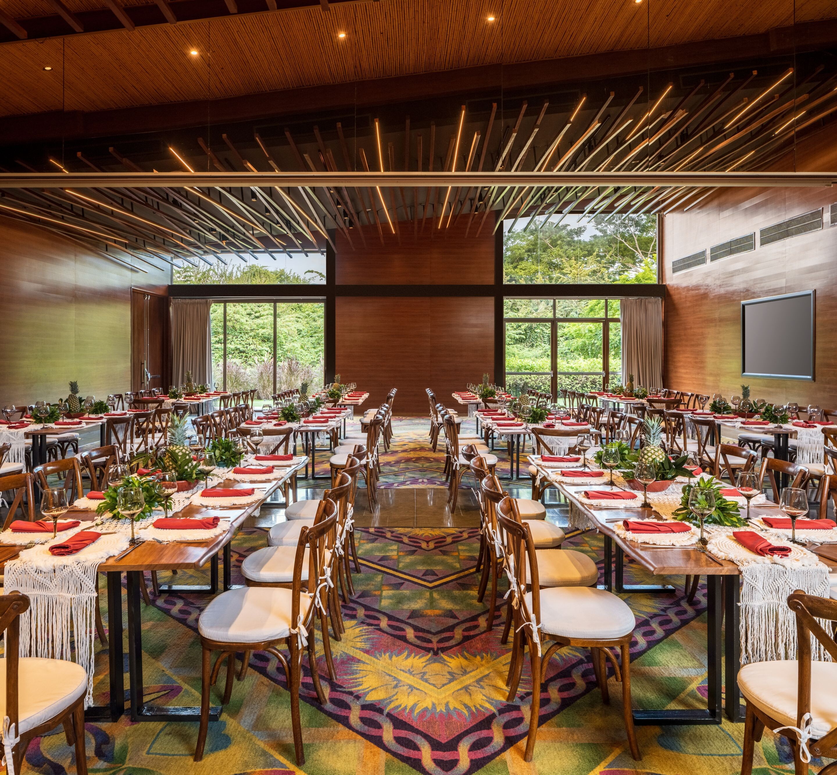 Event room, event set up, chairs, tables lamps