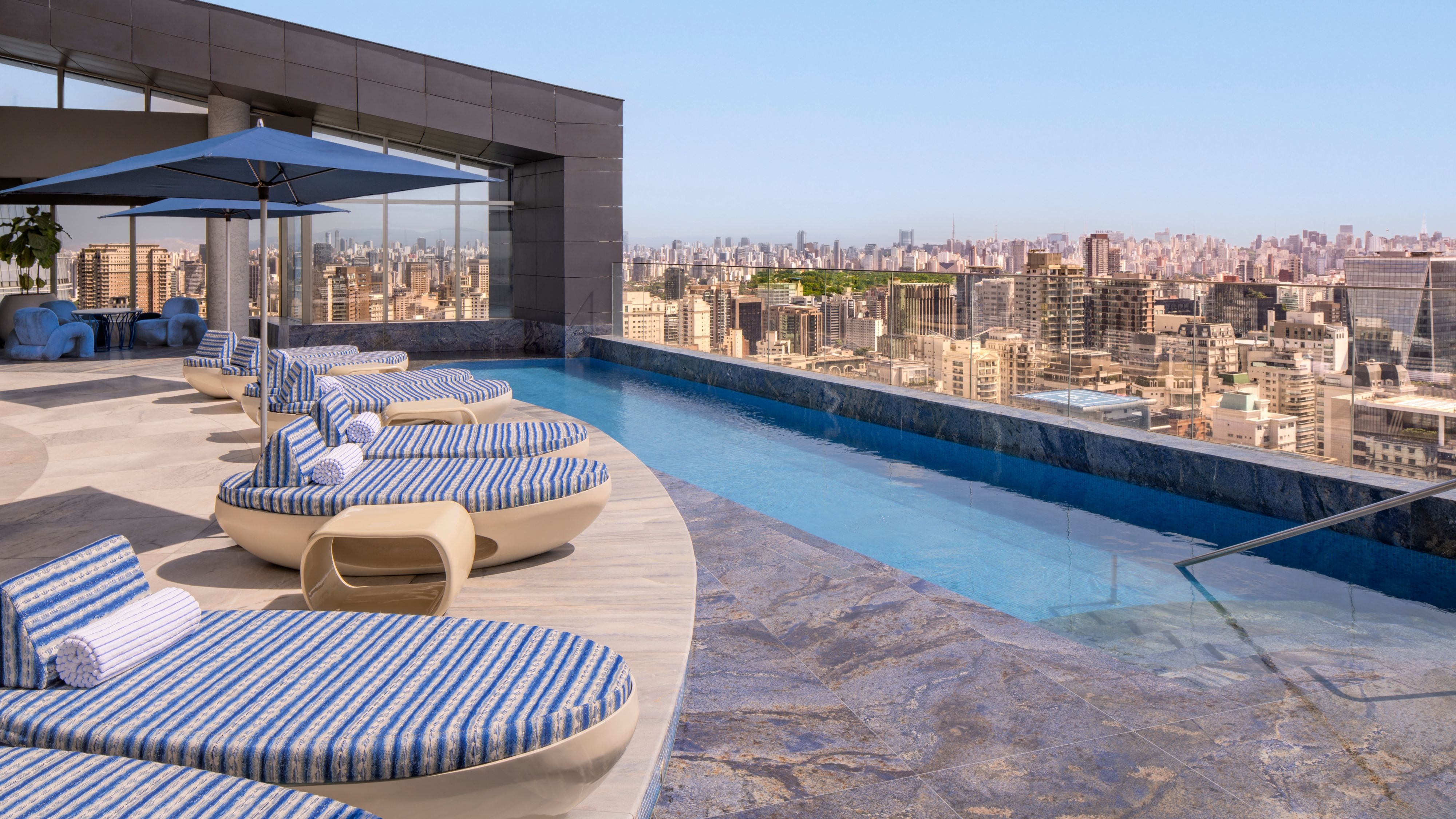 where to stay hotel image