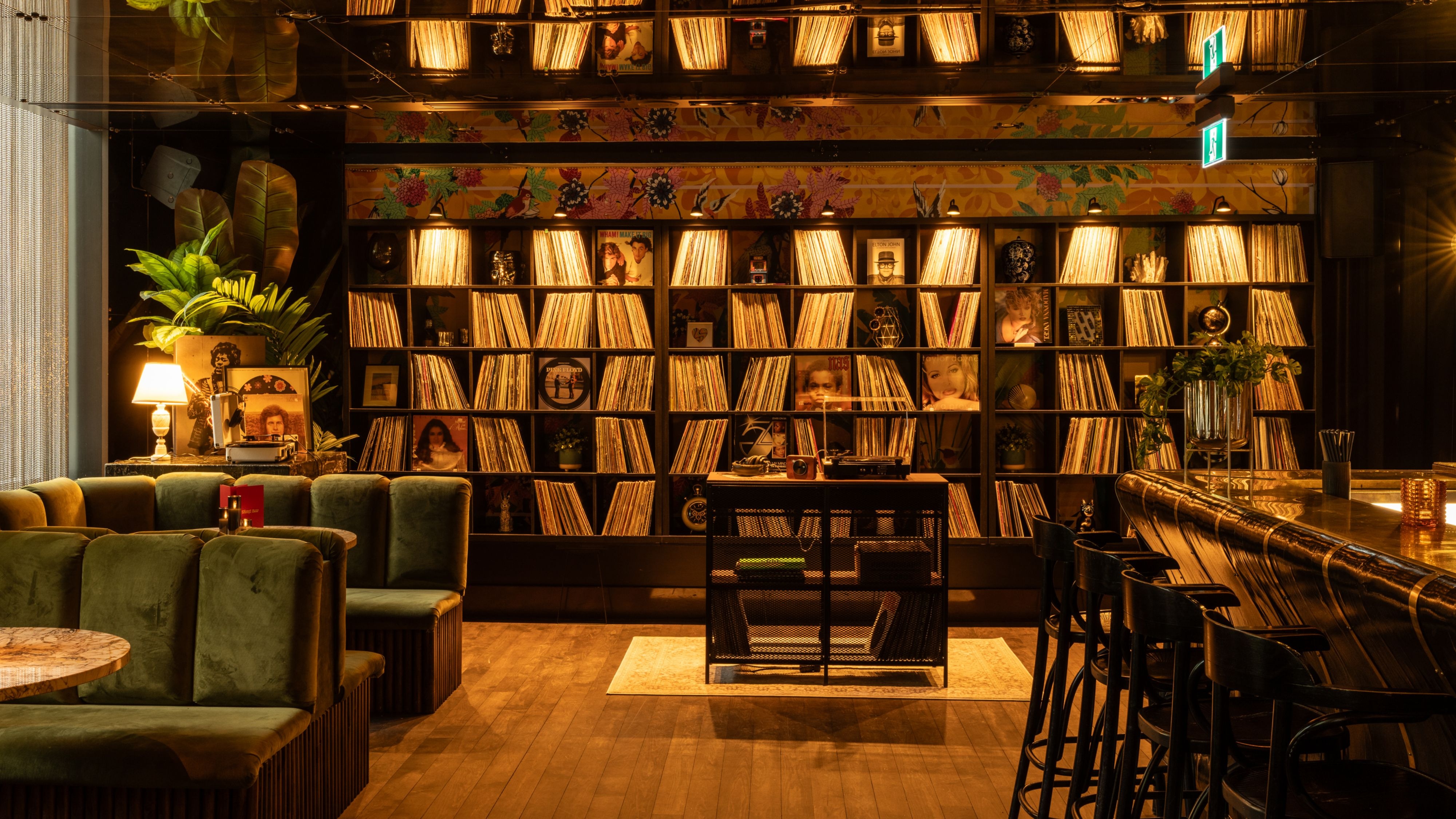 W Montréal – Sip & Stay: Two Nights, Two Cocktails, One Soundtrack