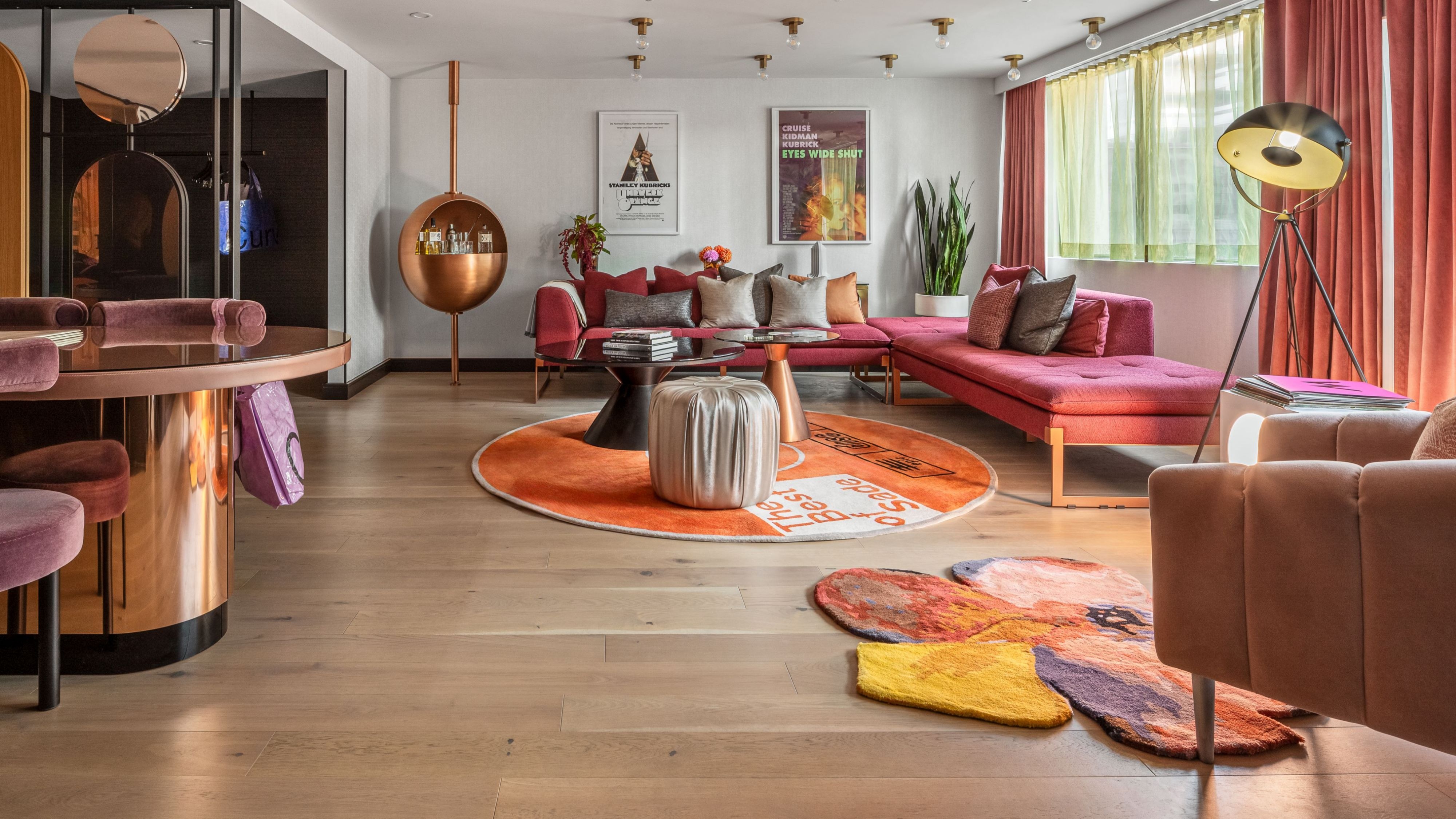 Signature Penthouse By Curves