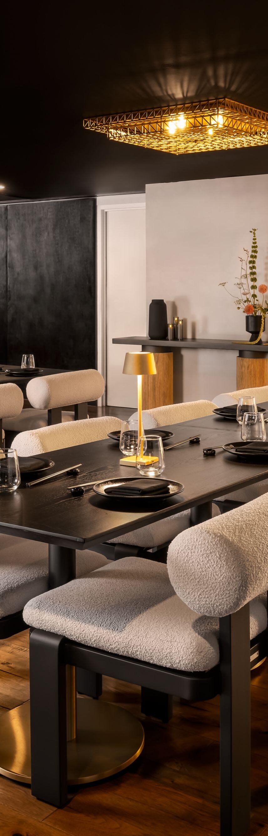 Restaurant with modern design and seating