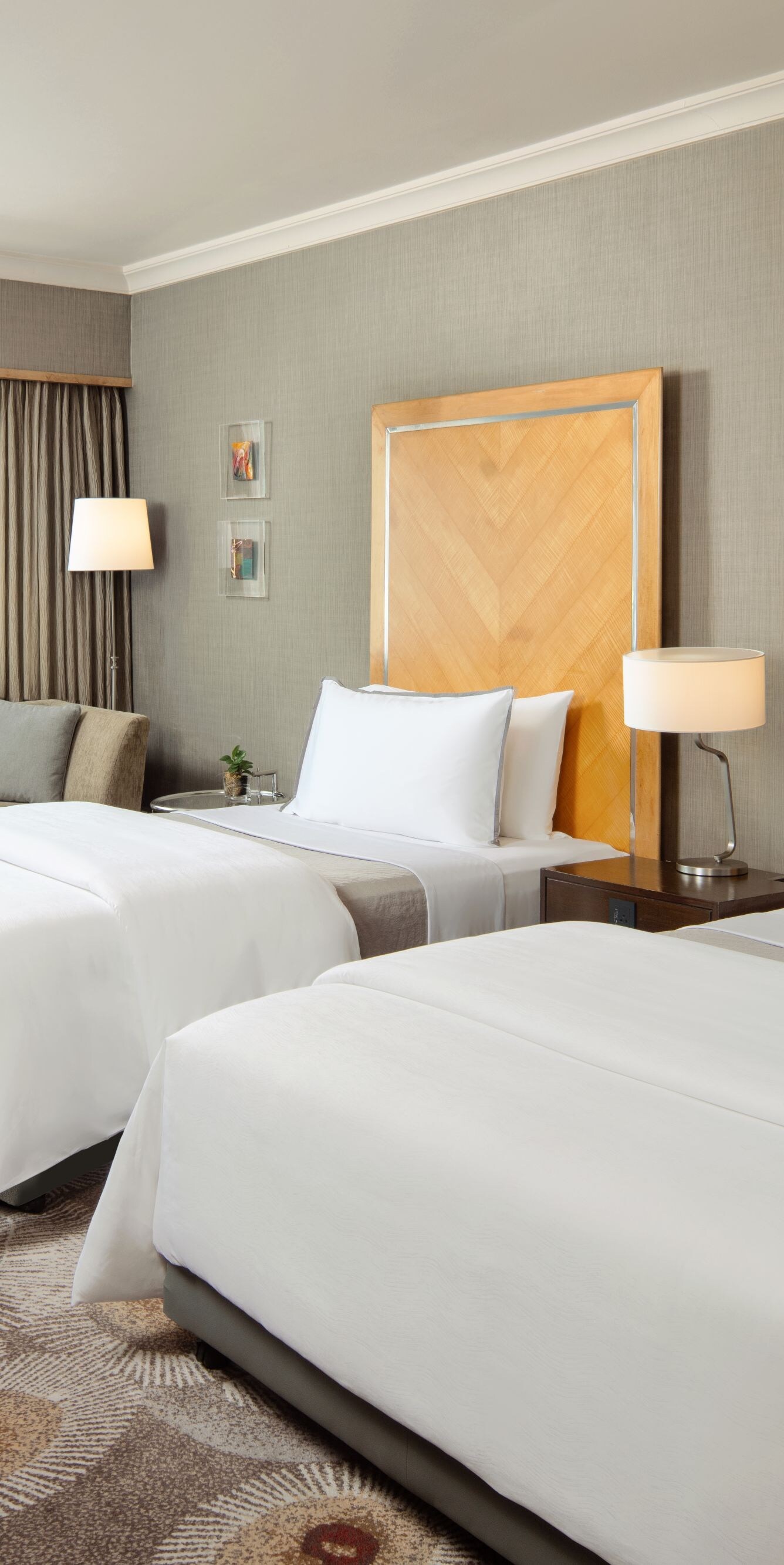 Executive Club Twin Bed 