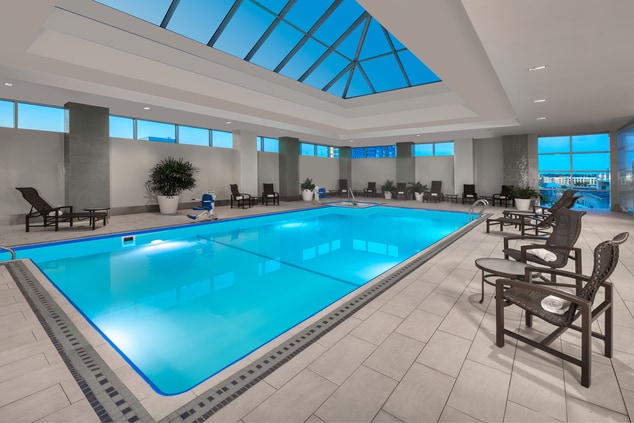 pool/indoor pool