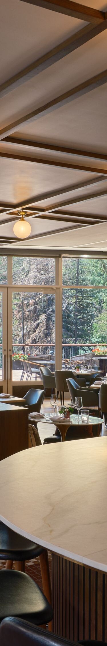  Comedor del restaurante con barra