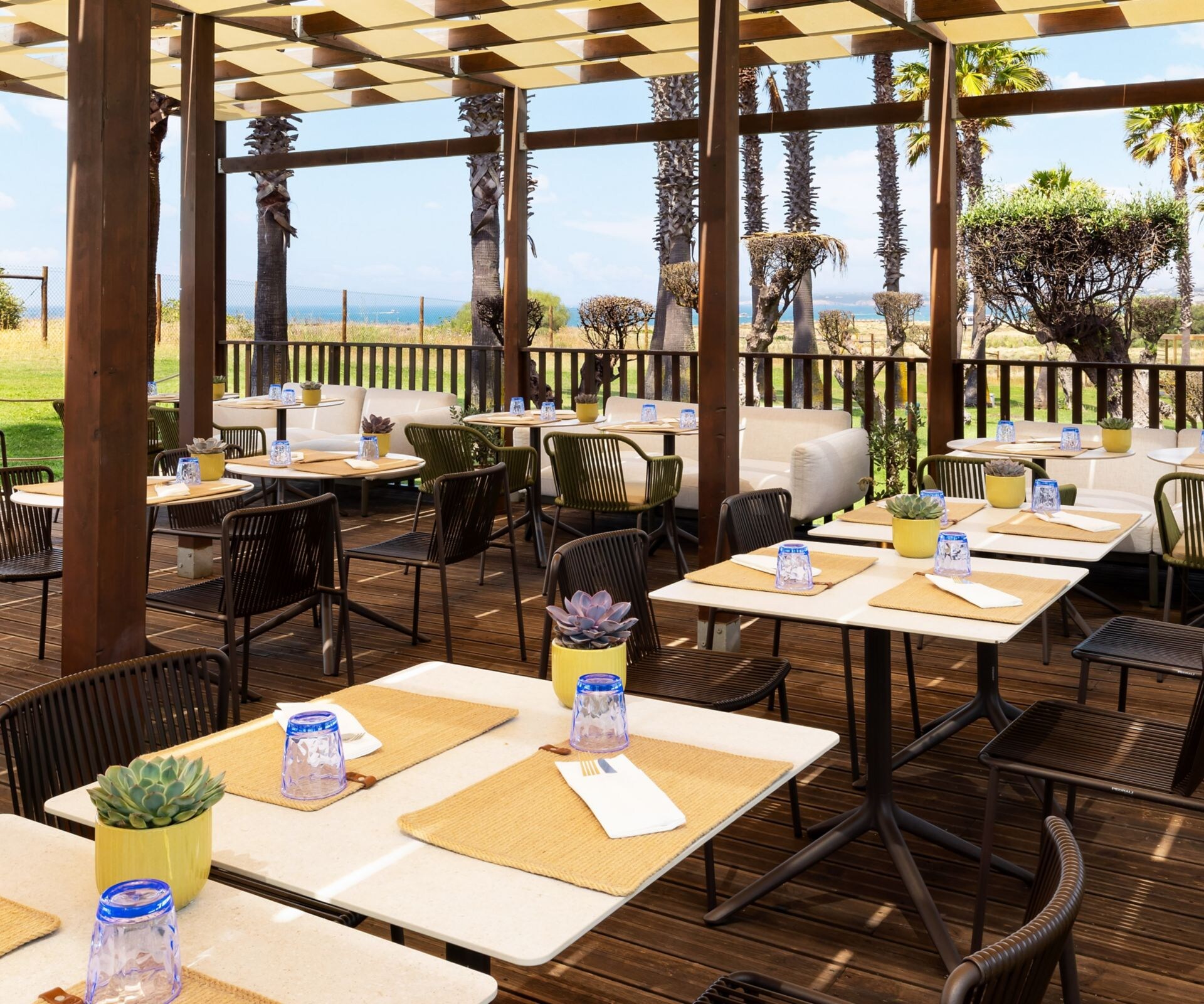 Alfresco dining terrace at The Westin Algarve
