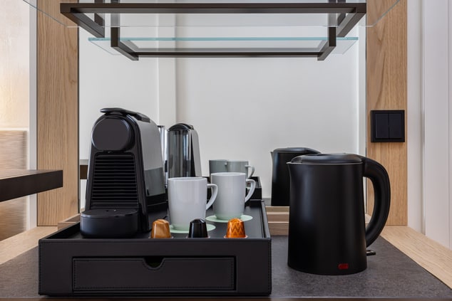 Guests can enjoy coffee- and tea making facilities in the rooms