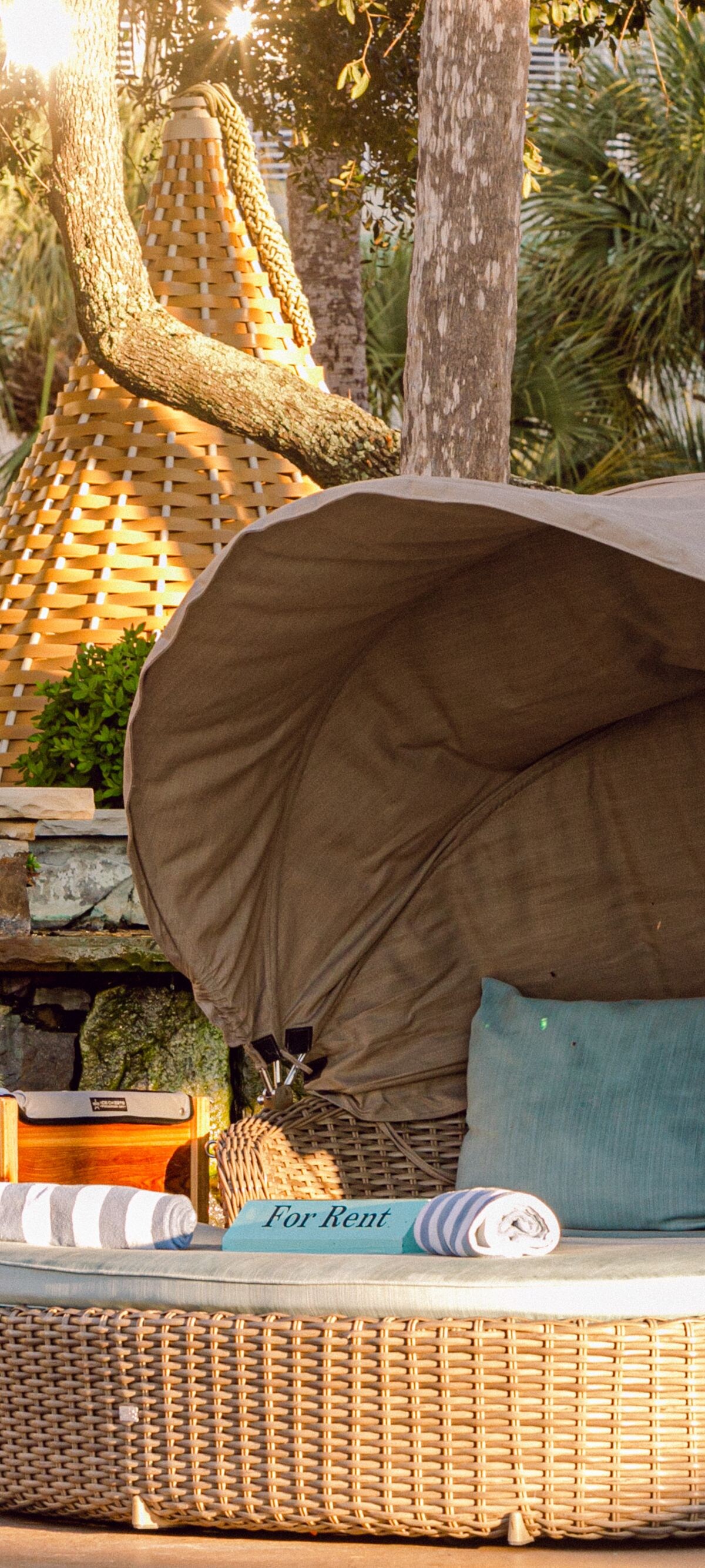 Poolside Day Bed