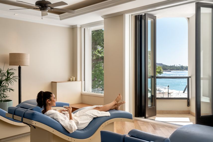 Model Spa Lounge Oceanfront