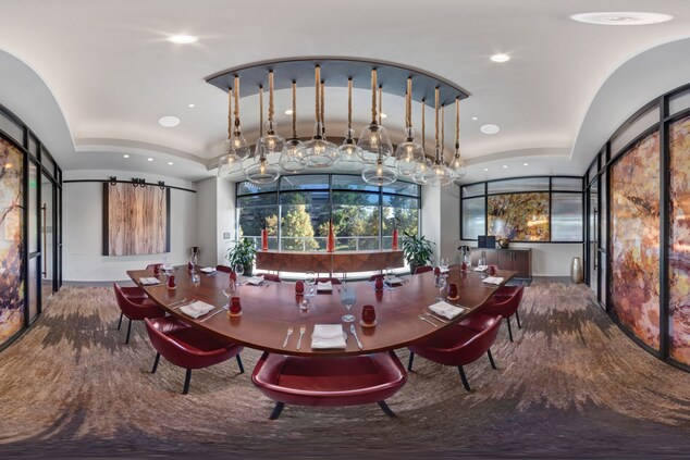 360 image of the private dining room