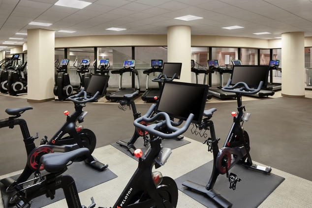 Fitness center with peloton bikes
