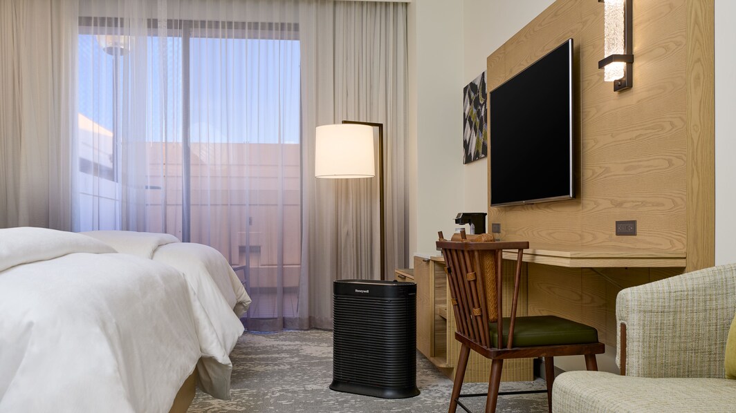Westin Los Angeles Airport Rooms and Suites