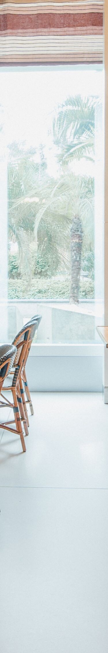 Lounge seating with natural light