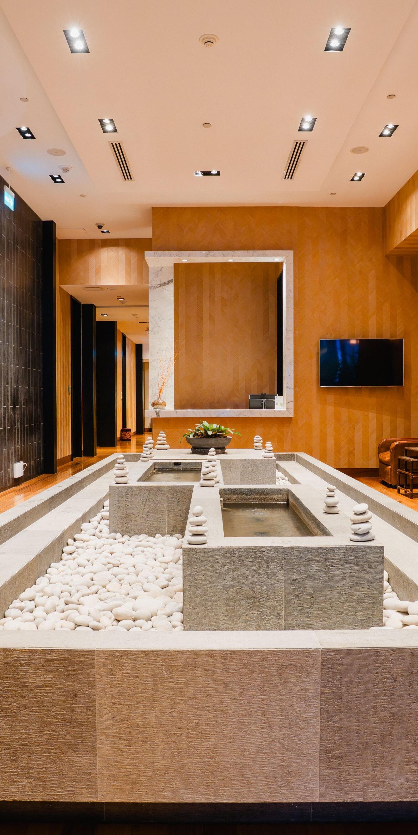 Spa relaxation lounge with fountain