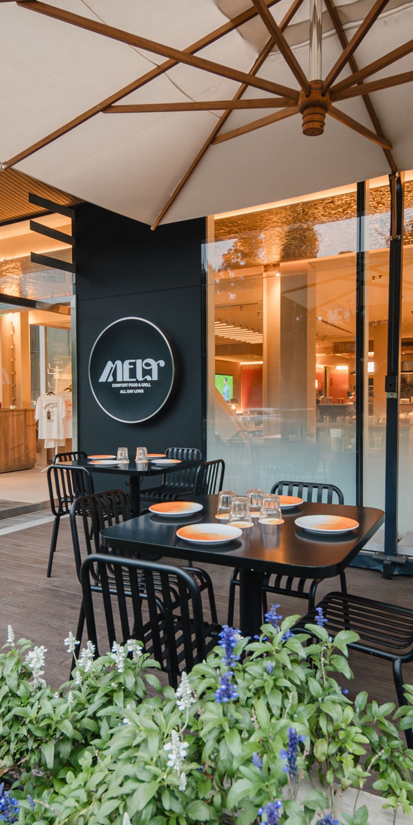 MELT restaurant exterior terrace