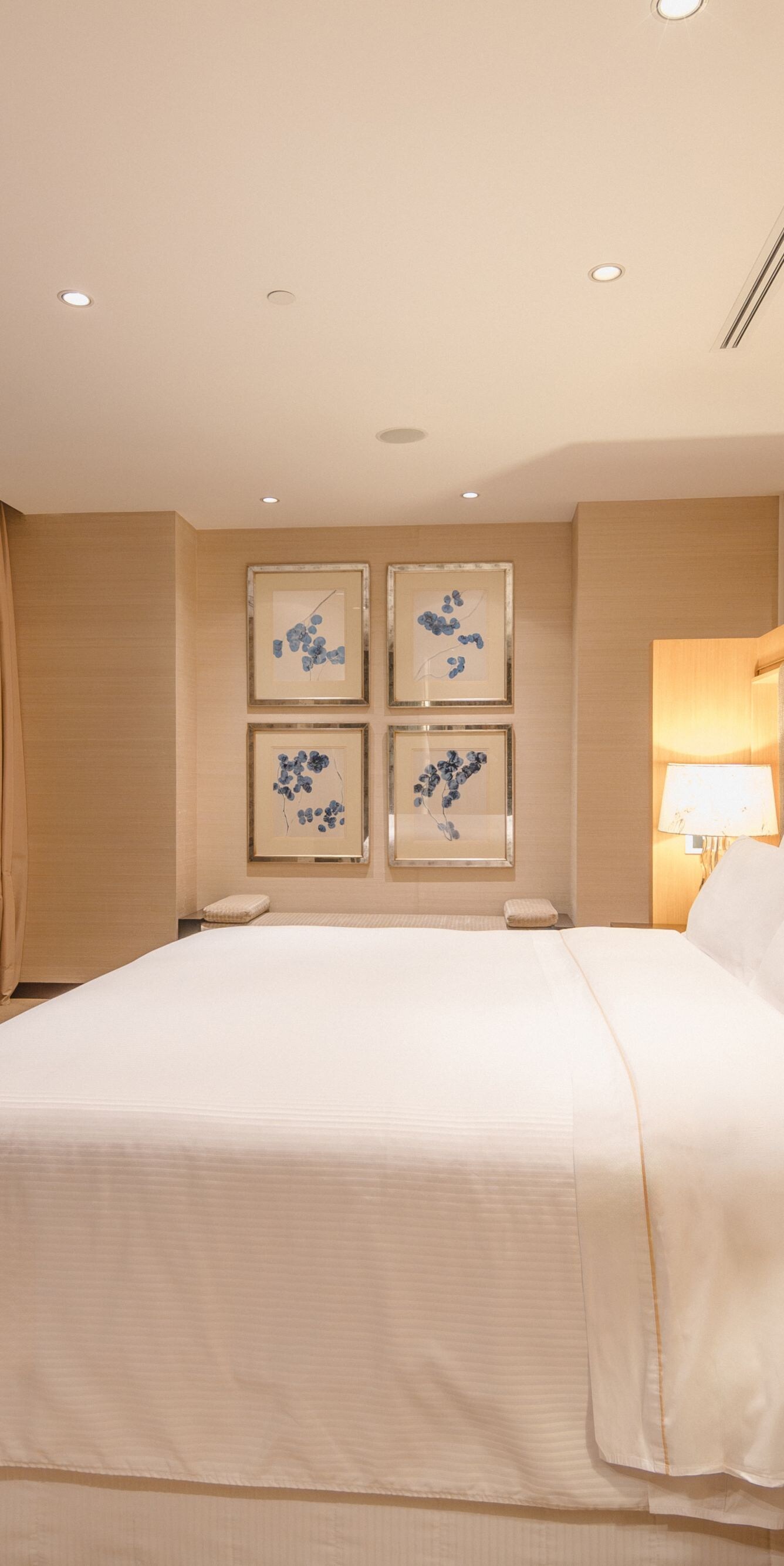 Executive suite with city view