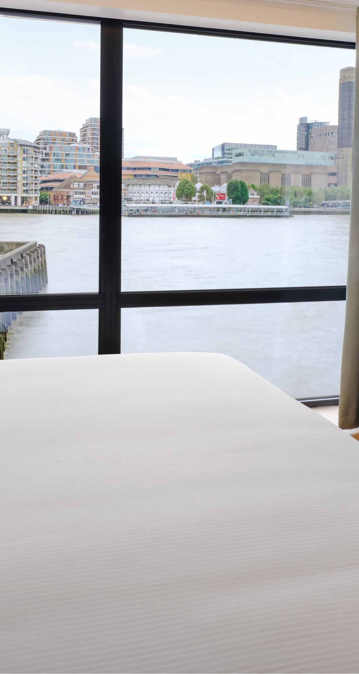 The Grosvenor & The Cadogan Master Bedroom