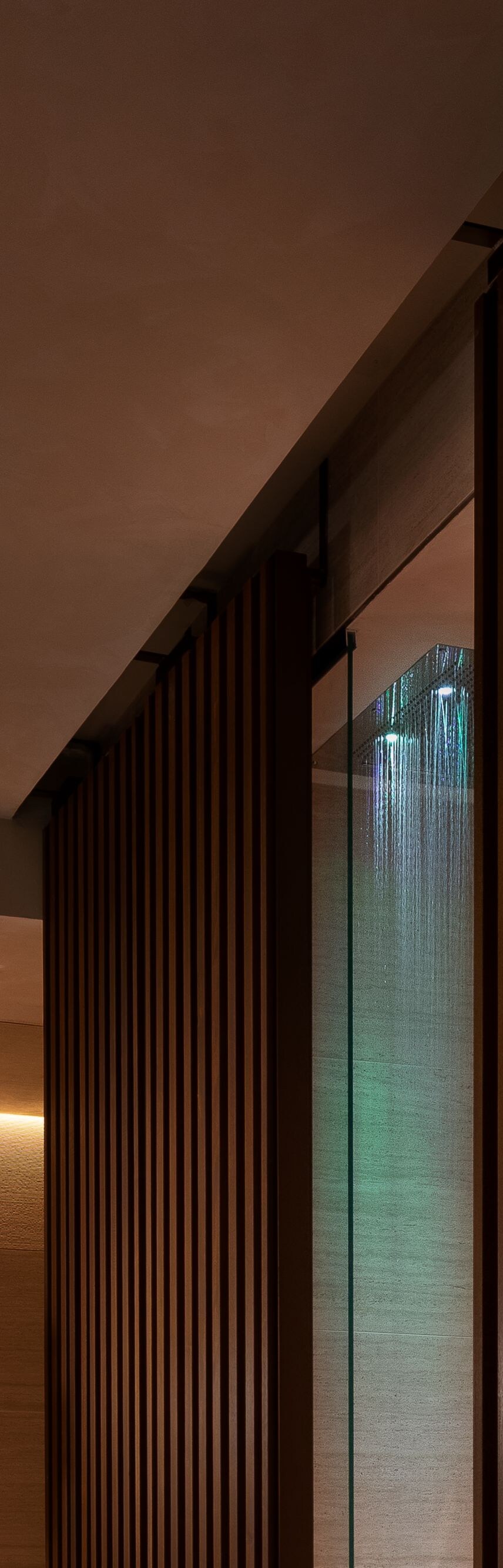 Emotional shower feature of tèra spa with lights