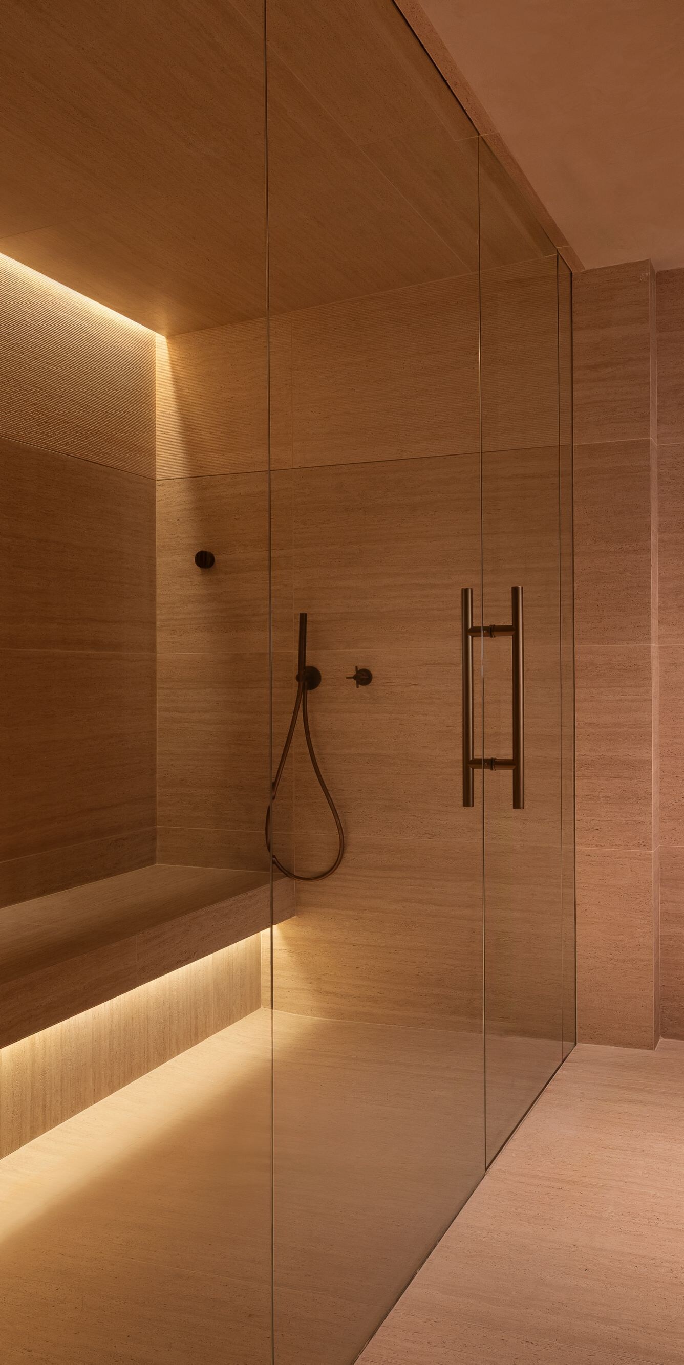 Porte in vetro del bagno turco della spa 
