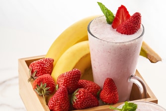 Smoothie fraise-banane au yaourt