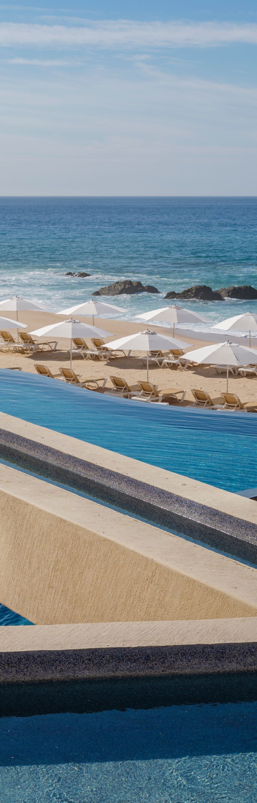 Oceanfront pool in Baja California Sur