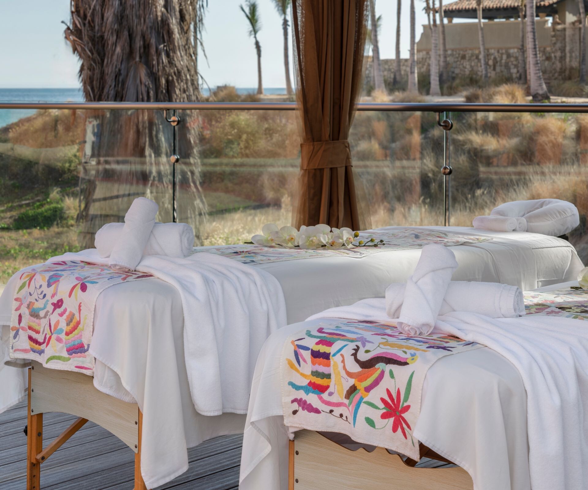 Oceanfront spa cabana at Los Cabos resort