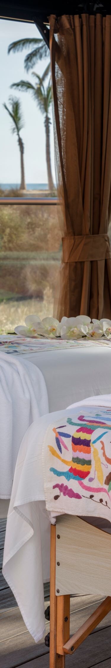 Oceanfront spa cabana at Los Cabos resort