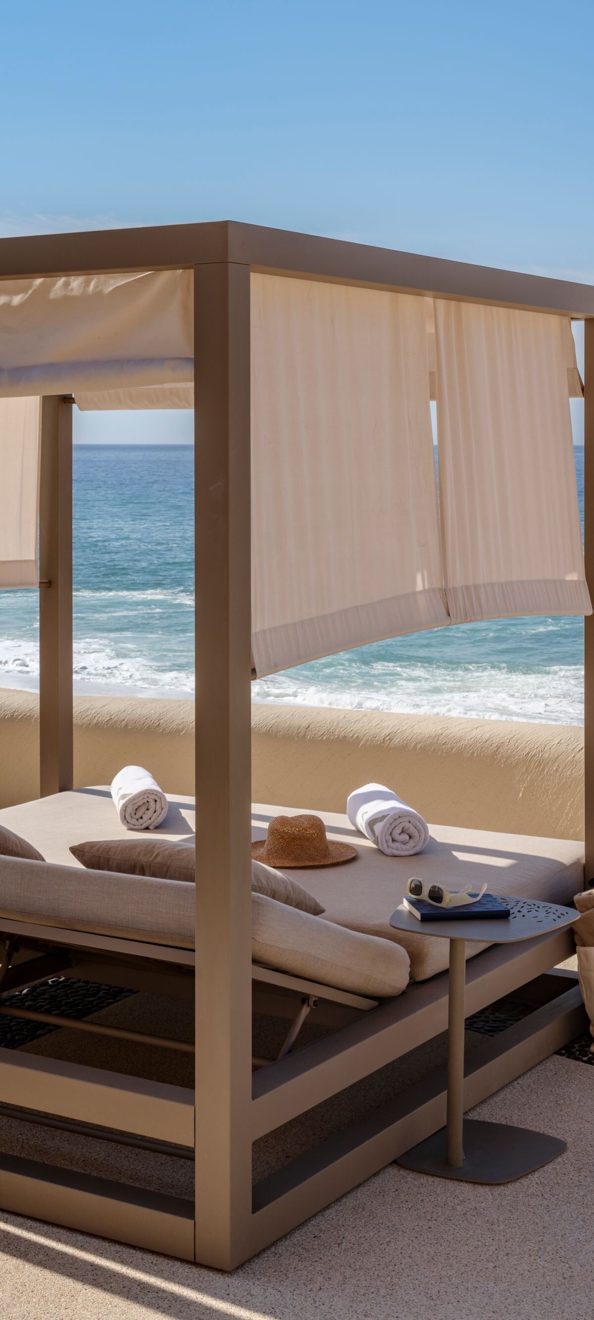 Cabañas al aire libre con vista a la playa de Los Cabos
