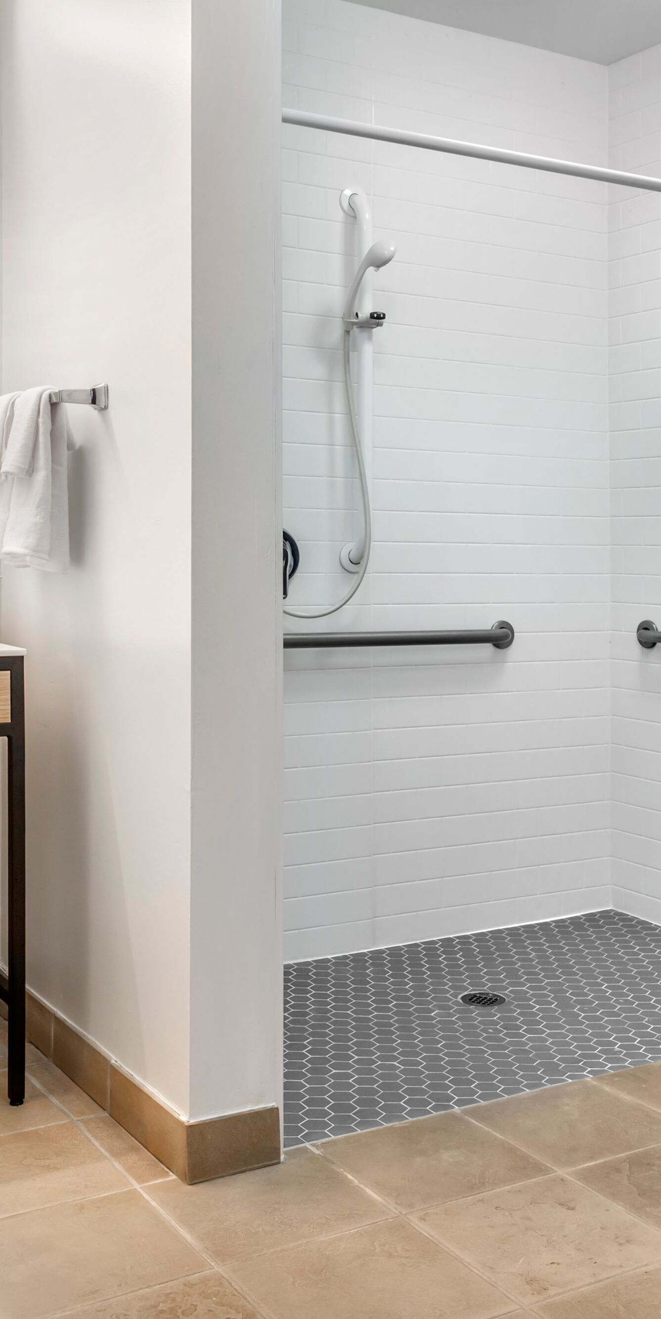 Double Queen Room ADA Guest Shower
