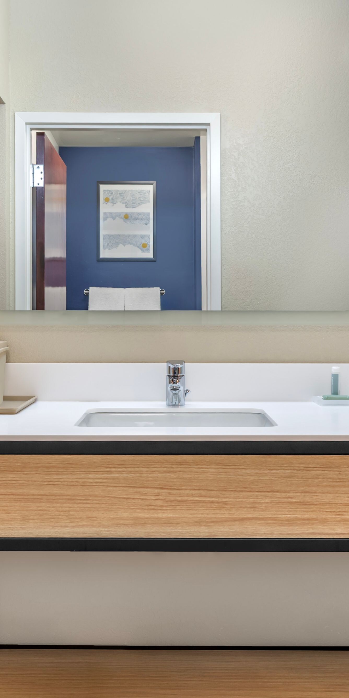 King Guest Room Sink and Vanity