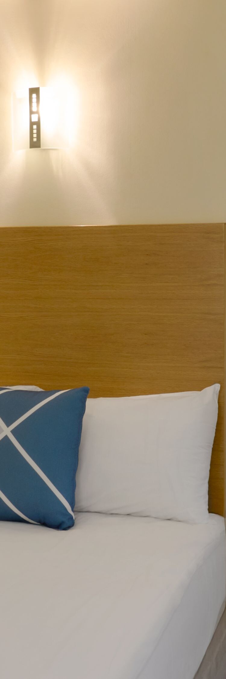 1 single bed  