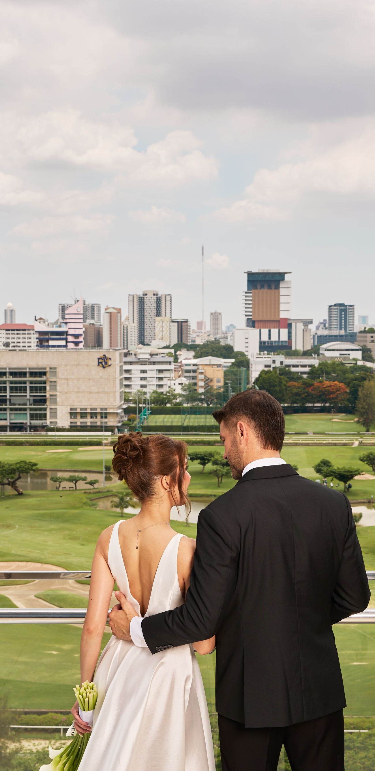 Celebrate your wedding at The St. Regis Bangkok.