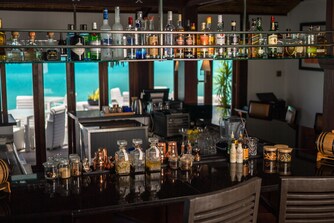 727 Bar Cocktails