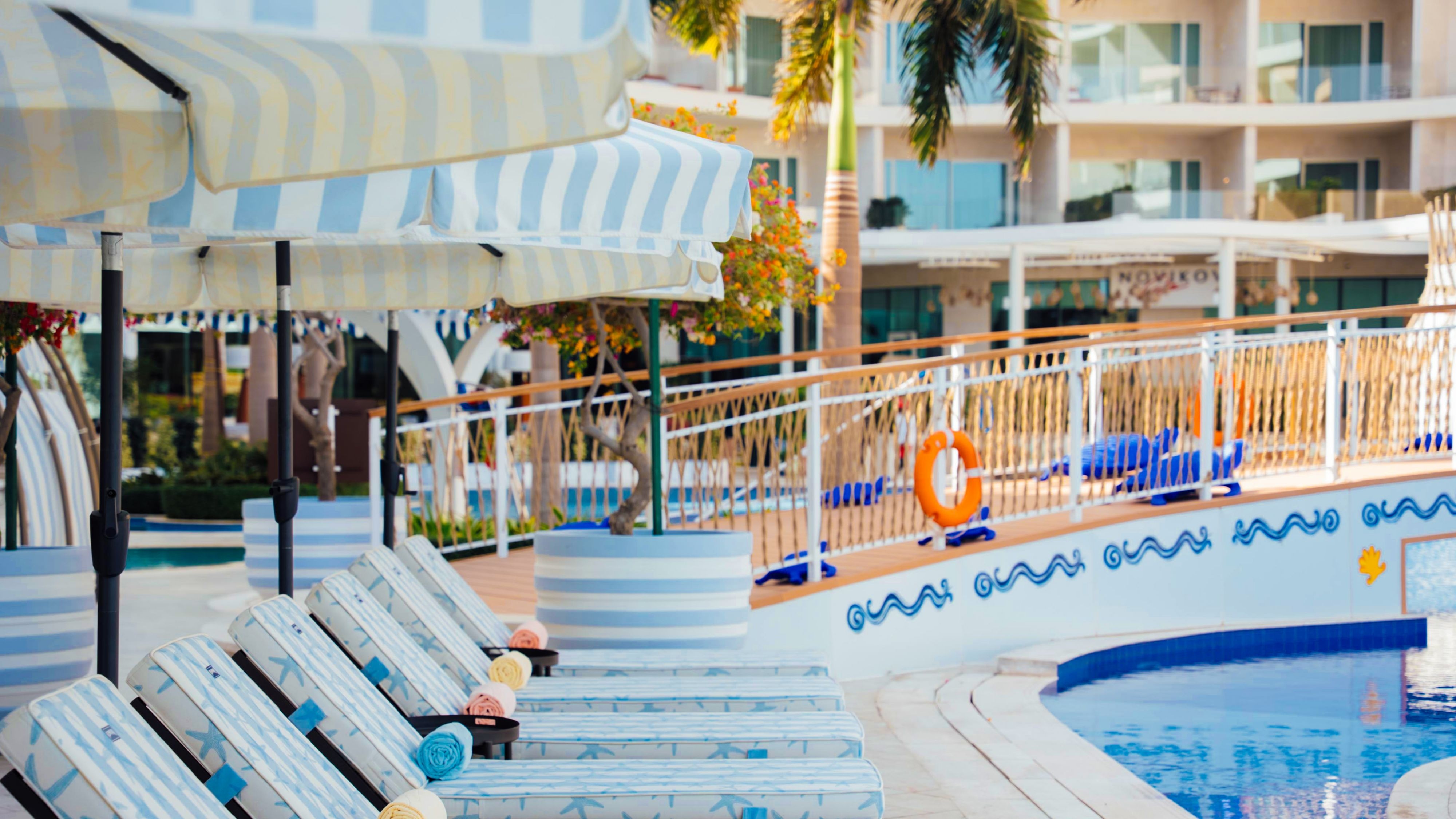 Vilebrequin La Plage Day Pass