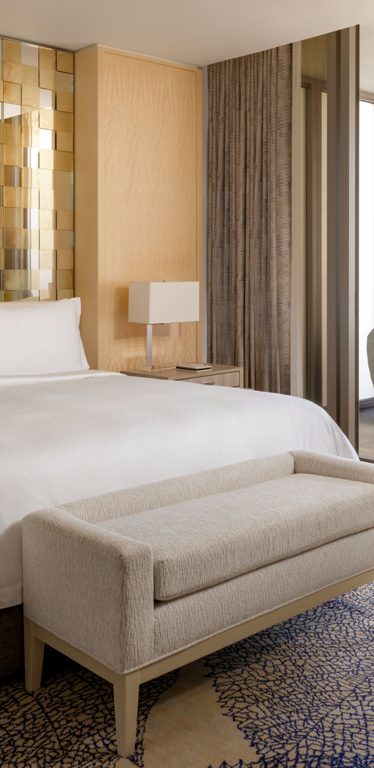 Suite Ocean Palace, dormitorio con cama tamaño King