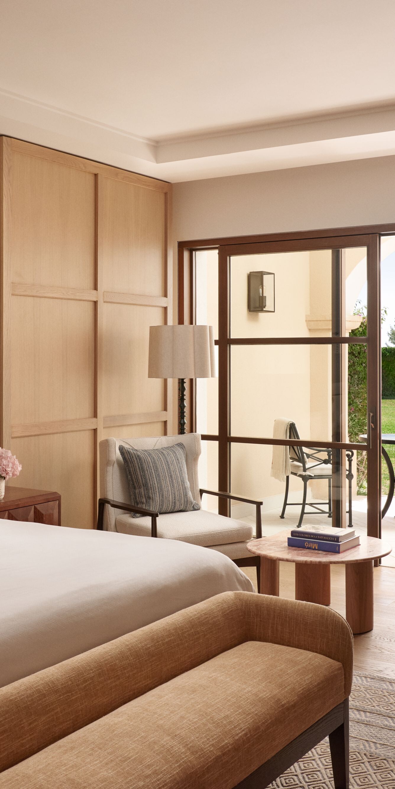 Habitación con acceso directo al jardín