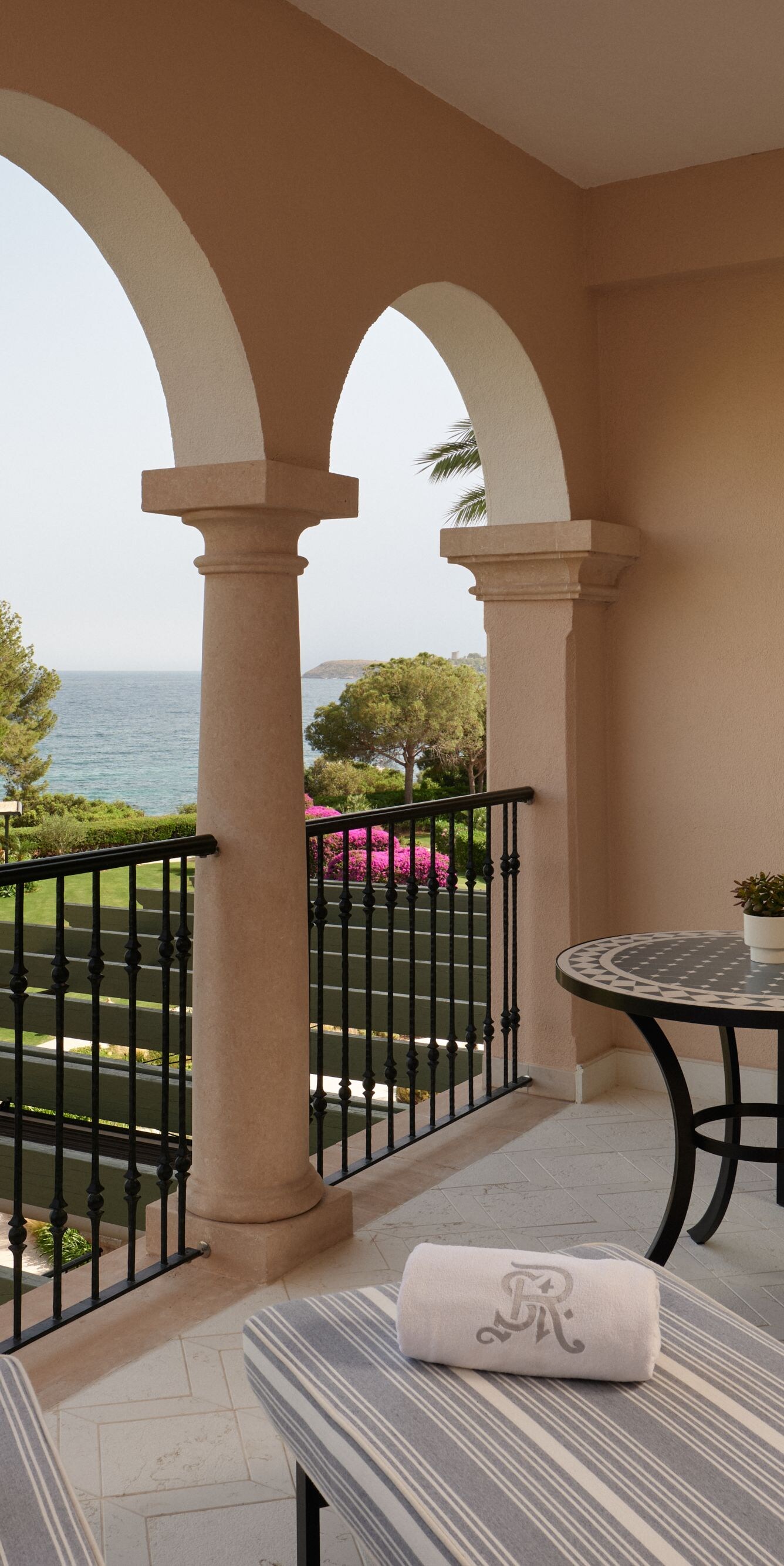 Terraza frente al mar de la suite Grand Junior