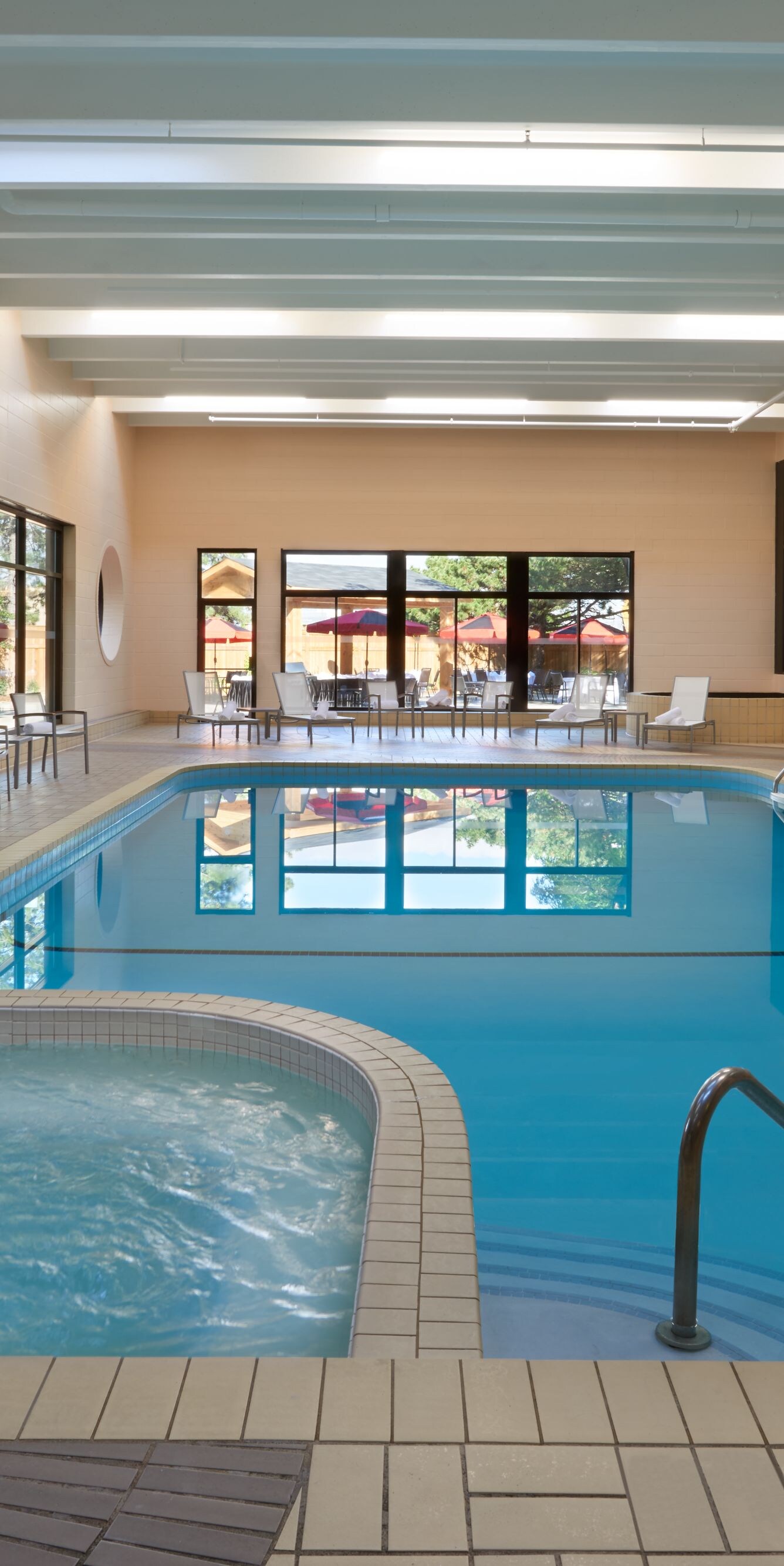 Piscine intérieure chauffée