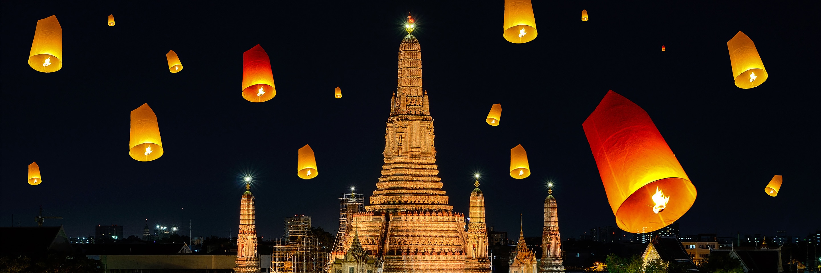 معبد وات آرون في مهرجان المصابيح. فنادق في بانغكوك - الماريوت.