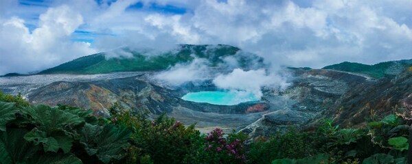 Poás, el volcán más famoso de Costa Rica y la atracción turística natural más importante del país