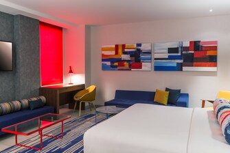 Breezy Suite - Bedroom
