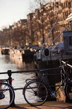 Amsterdam, la città in bicicletta