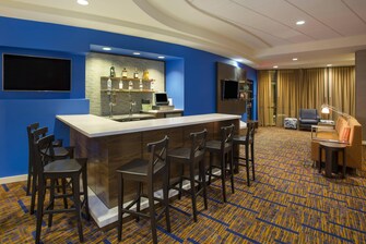 Austin Airport Hotel Bar