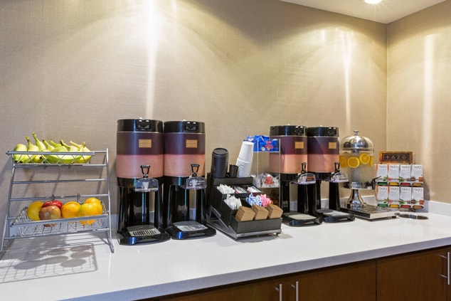 Austin Airport Hotel with Coffee