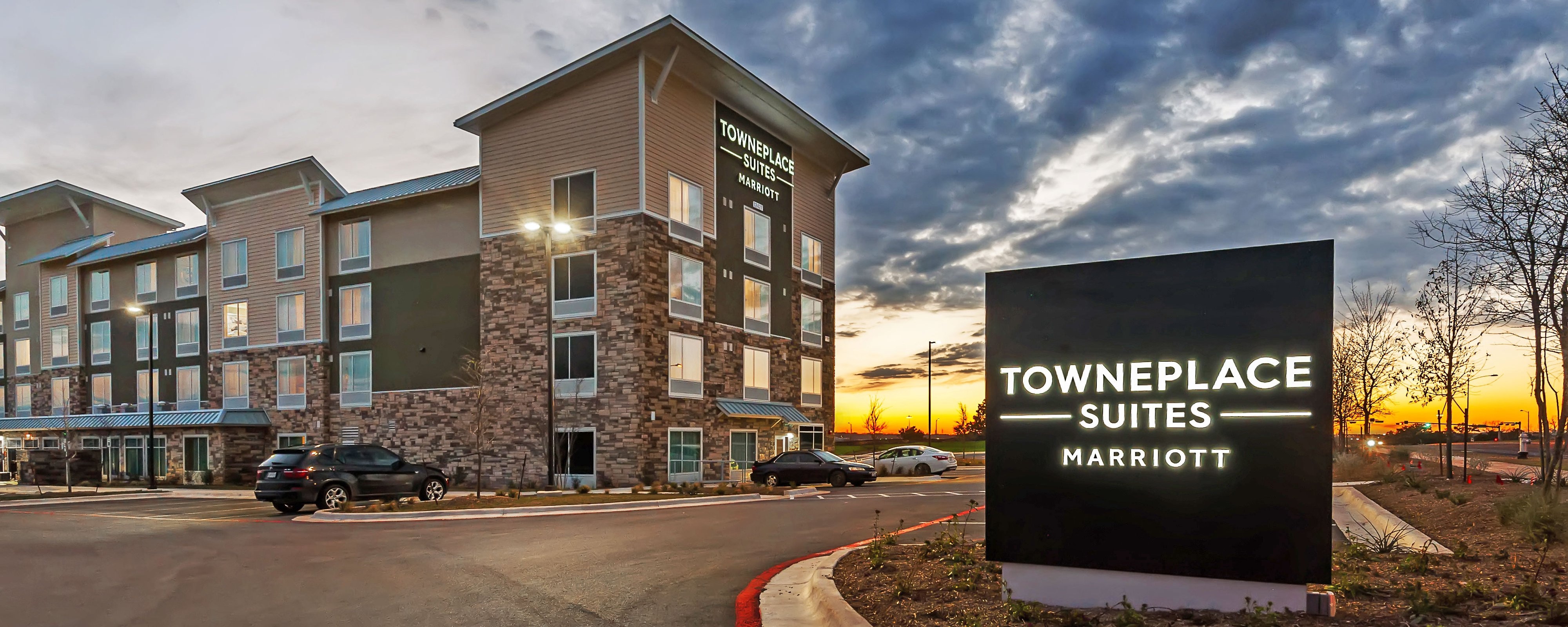 TownePlace Suites North Austin Hotel Extended-Stay Suites Marriott