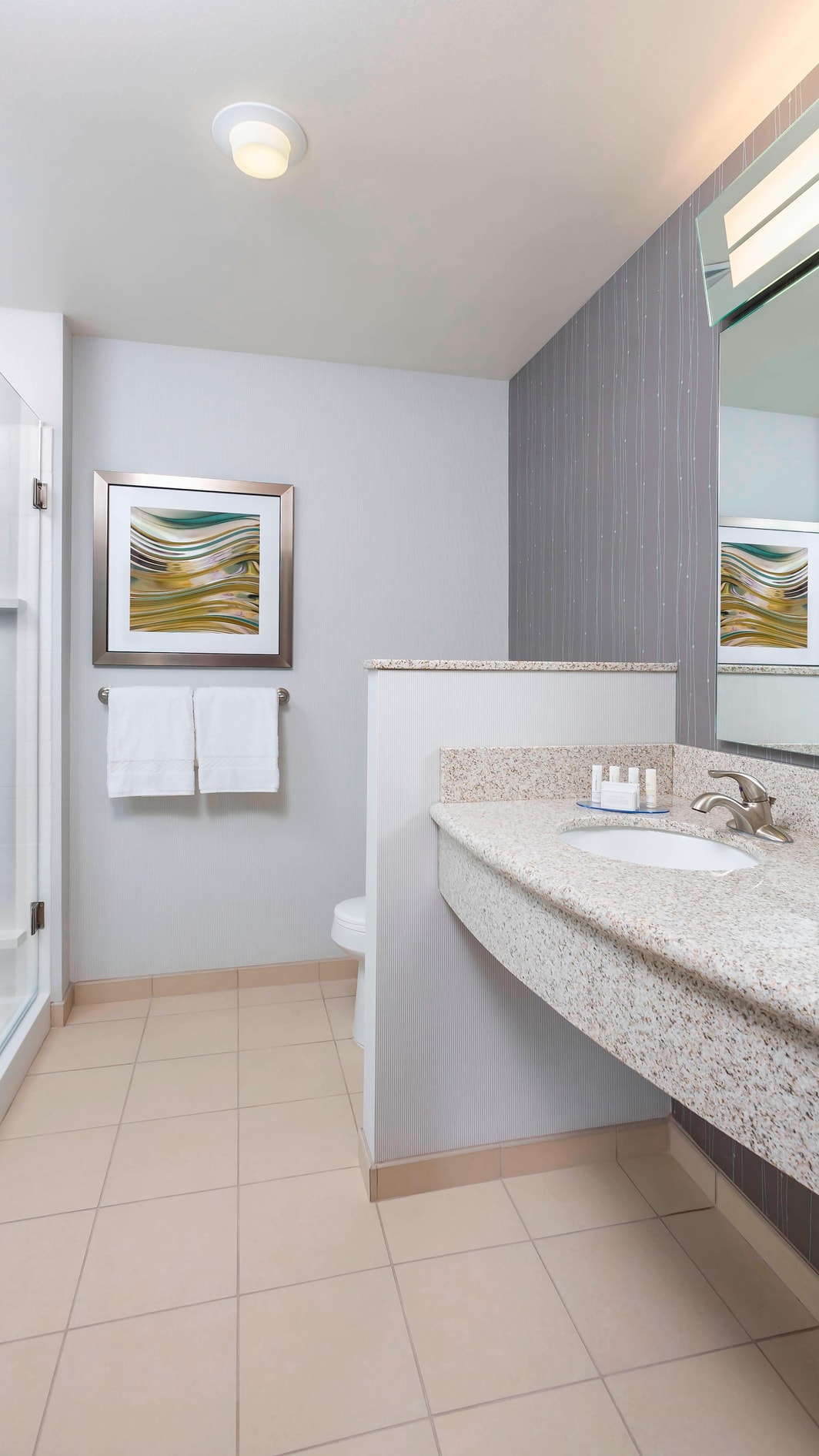 Salle de bains d'une chambre de l'hôtel Marriott de Kalamazoo