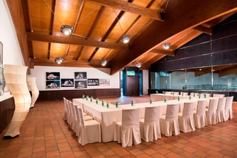 Sala riunioni ed eventi Torrea - Allestimento a platea