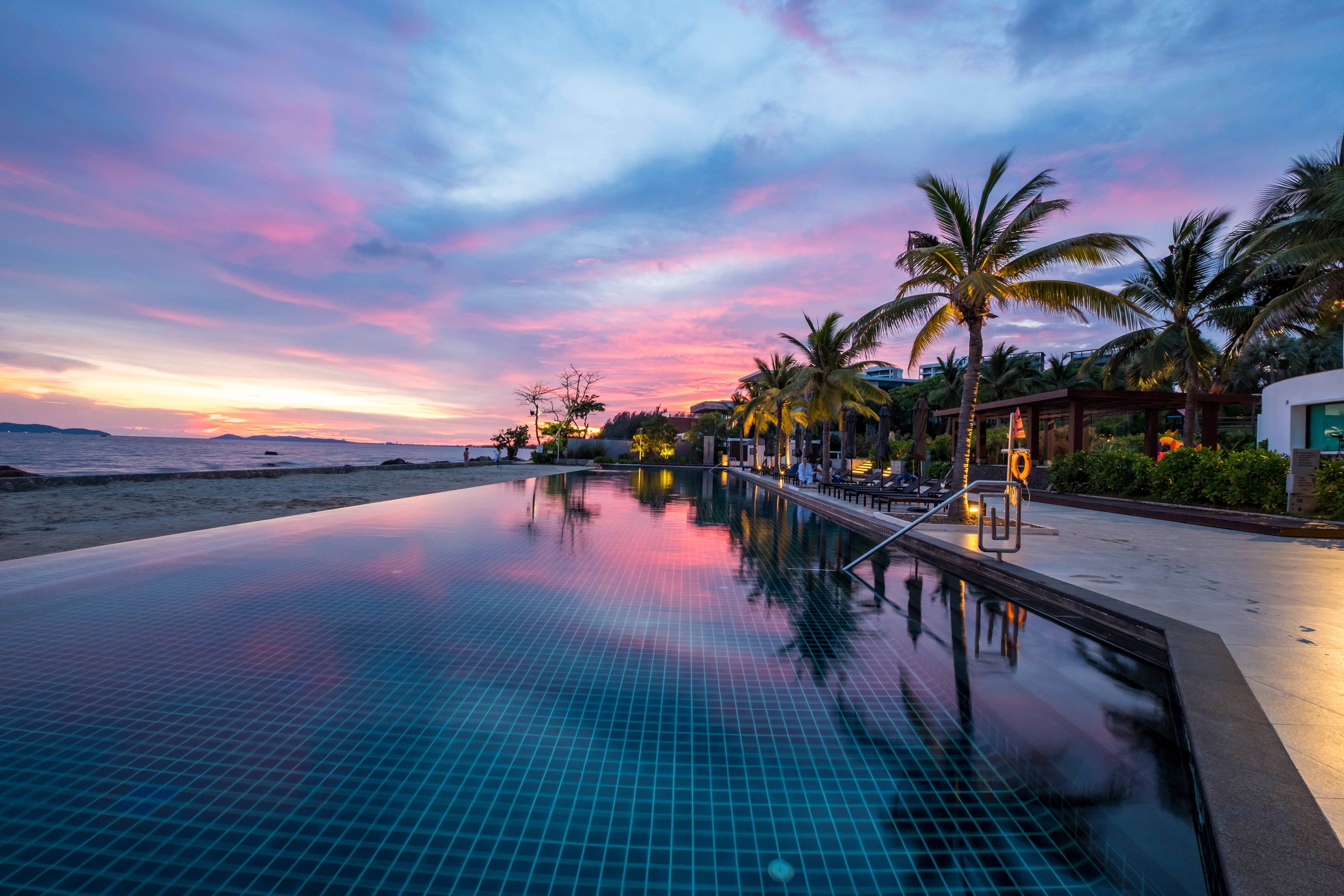 Beach Resort in Rayong, Thailand | Rayong Marriott Resort & Spa